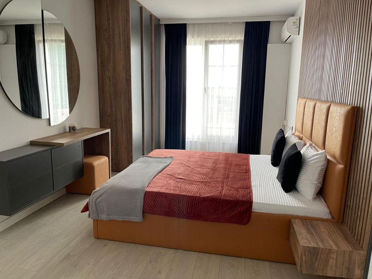 Downtown Apartments Prishtinë Ngoại thất bức ảnh