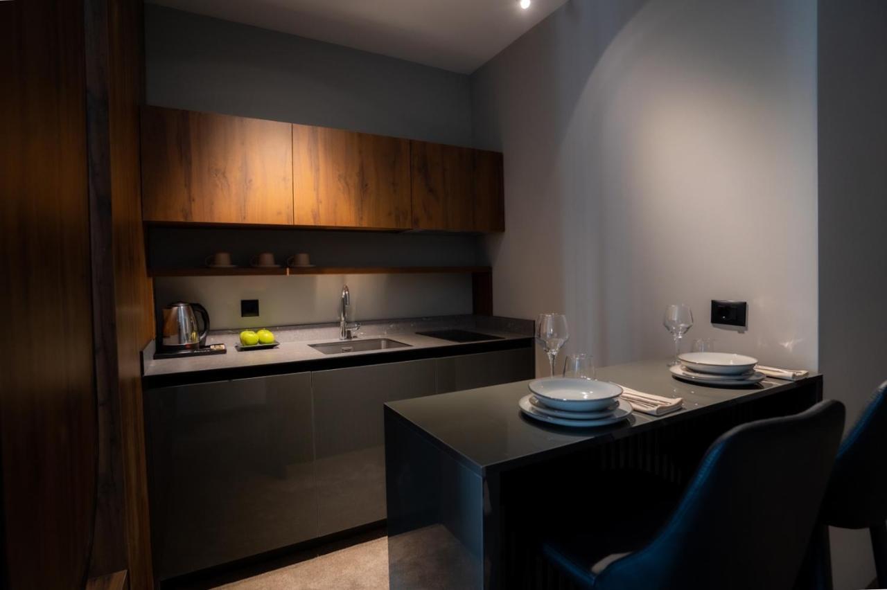 Downtown Apartments Prishtinë Ngoại thất bức ảnh