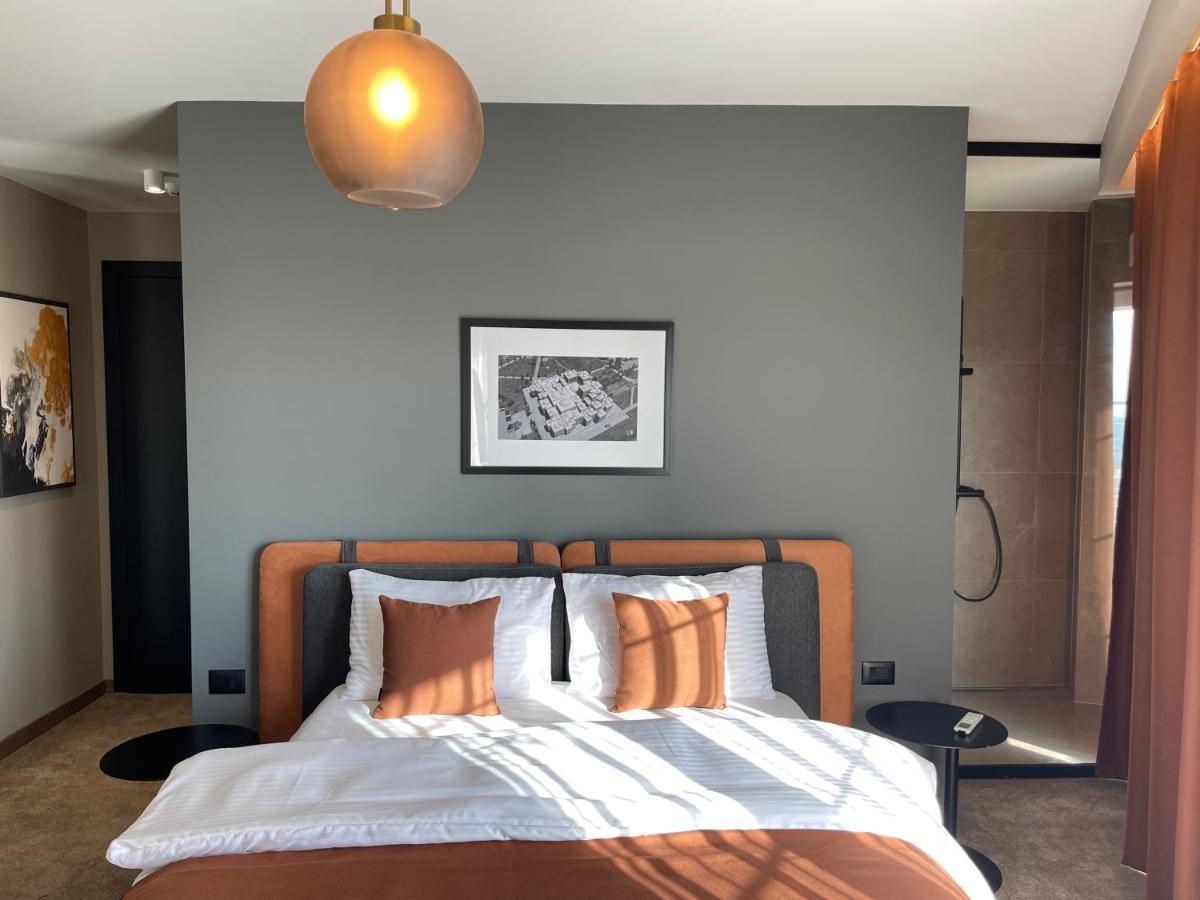 Downtown Apartments Prishtinë Ngoại thất bức ảnh