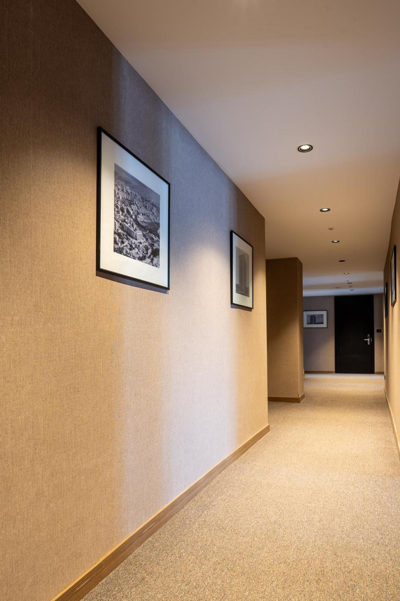 Downtown Apartments Prishtinë Ngoại thất bức ảnh
