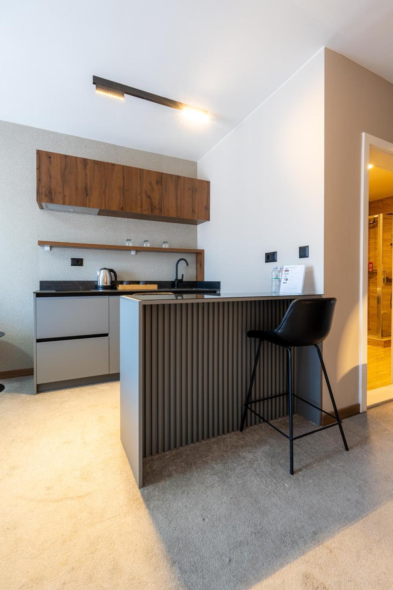 Downtown Apartments Prishtinë Ngoại thất bức ảnh